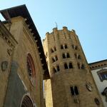 bei der Kirche Sant' Andrea mit Wehrturm