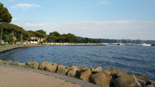 direkt am Lago di Bolsena gelegen....