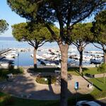 der Blick aus dem Hotelfenster auf den Lago di Bolsena