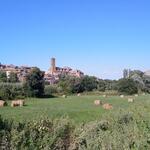 das von den Etrusker erbaute Sutri taucht vor uns auf