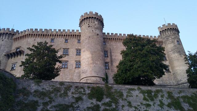 das Schloss gilt als eines der besterhaltenen und grössten in Italien