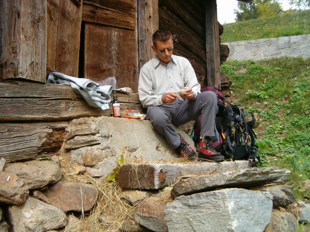 Franco bereitet das Mittagessen