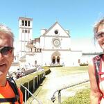 Erinnerungsfoto aufgenommen bei der Basilika San Francesco