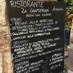 im Ristorante La Lanterna mitten in der Altstadt von Assisi, geniessen wir danach das Abendessen