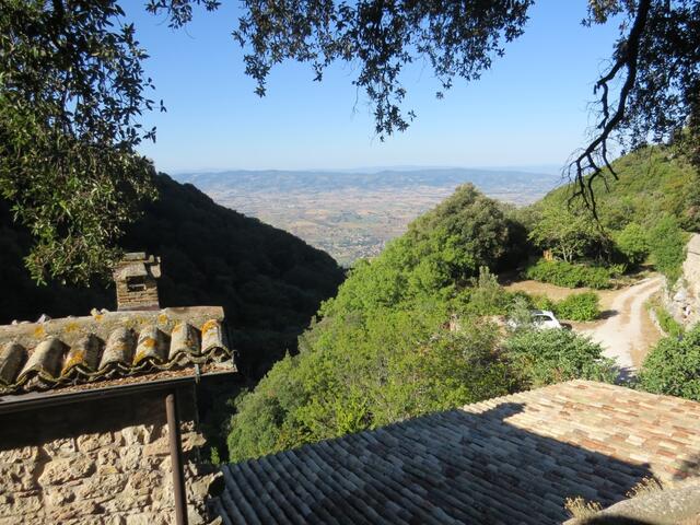 vom Kloster aus kann man eine sehr schöne Aussicht auf die Ebene von Assisi geniessen