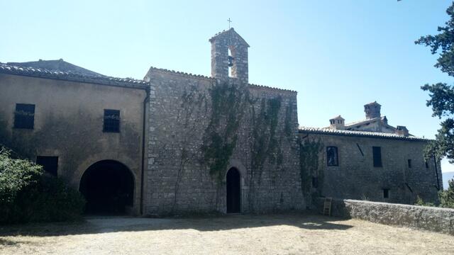 in diesem Kloster wo heute nur Frauen leben wurde von San Francesco besucht