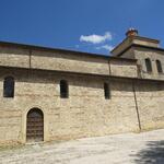 am Stadtrand von Spoleto erreichen wir die im 4./5. Jhr. entstandene Basilica di San Salvatore