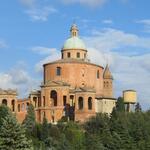 uns hat die Lage und der Santuario della Madonna di San Luca sehr gefallen