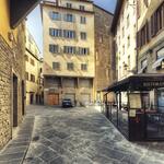 mit dem Auto sind wir danach zum Hotel La Torre dei Salterelli mitten in der Altstadt von Firenze gefahren