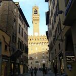 vom Hotel sind es nur ein paar Schritte und wir erreichen die Piazza della Signoria