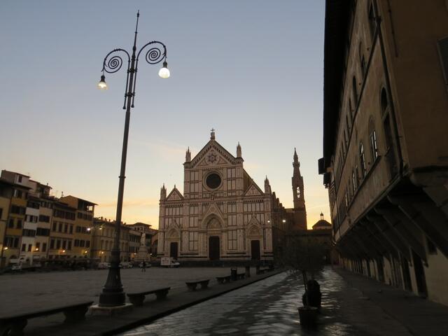 ...erreichen wir die Piazza di Santa Croce mit der gleichnamigen Basilica