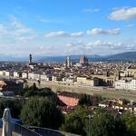 mit dem Auto fahren wir nach Firenze zurück und geniessen vom Piazzale Michelangelo eine atemberaubende Aussicht