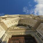 das schöne Portal der Basilica di Santa Croce