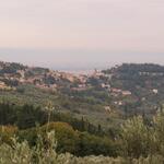 während dem wandern geniessen wir eine schöne Aussicht auf das von den Römer gegründete Fiesole