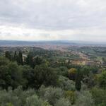 ...verlassen wir mit einer traumhaften Aussicht auf Firenze, das sehr schön gelegene Fiesole