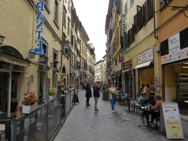 ...die uns schnurgerade in die Altstadt hineinführt