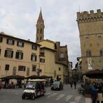 bei der Piazza di Firenze geniessen wir ein Aperitivo