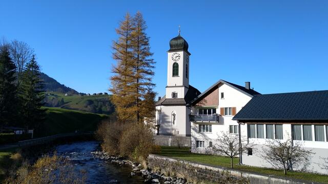 die schöne Kirche von Stein, direkt an der Thur gelegen