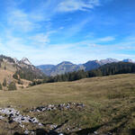 schönes Breitbildfoto aufgenommen auf der Vorderhöhi mit Blick Richtung Alpstein