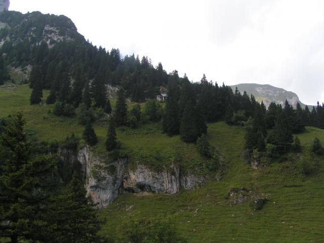 Hundsteinhütte von der Bollenwees aus gesehen