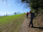 nach dem Mittagessen verlassen wir diese Aussichtsterrasse und wandern weiter