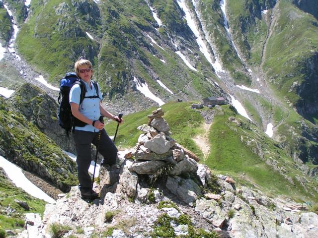Mäusi, im Hintergund Terri Hütte