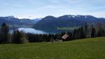 bei der Wanderhütte Grümel mit Blick auf den Ägerisee