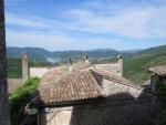 über den Dächer von Labro entdecken wir den Lago di Piediluco