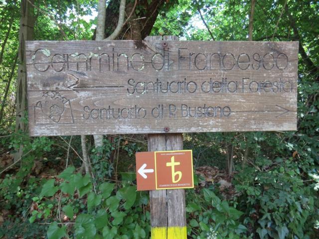 nach der Mittagspause geht es auf der Via di San Francesco und gleichzeitig Cammino di San Benedetto...