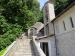 ...und erreichen kurz danach den Santuario di Greccio, das vierte von vier Franziskaner Kloster im Rietital