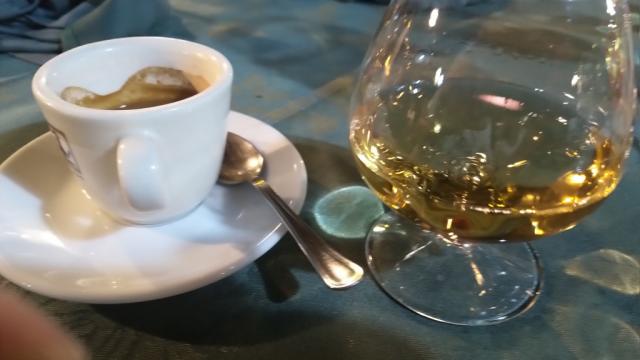 Grappa und Espresso darf danach natürlich nicht fehlen