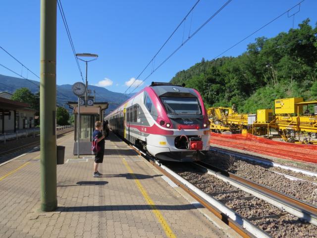 mit dem Zug fahren wir danach hinauf nach Freienfeld-Campo di Trens