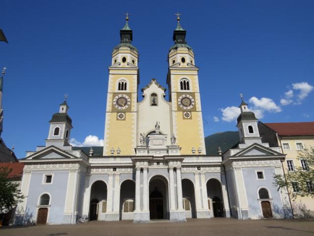 der Bischofsitz würde 990 von Säben nach Brixen verlegt. Säben werden wir auf einer Etappe noch besuchen