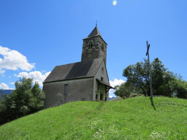 ...wo die 1256 erstmals erwähnte Kirche St.Verena steht