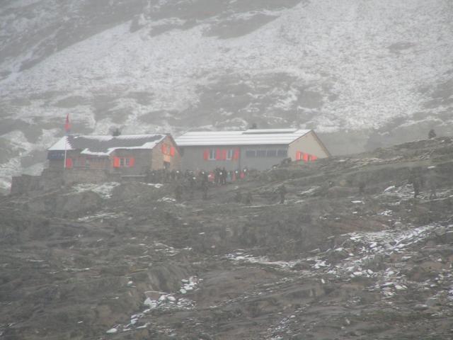 Blick zurück zur sehr schönen Cadlimo Hütte