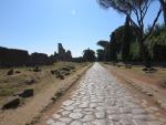 der Trauerzug des Kaisers Augustus 14 n.Chr. zog über diese Strasse Richtung Rom