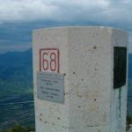 Grenzstein auf dem Garsellakopf 2105 m.ü.M.