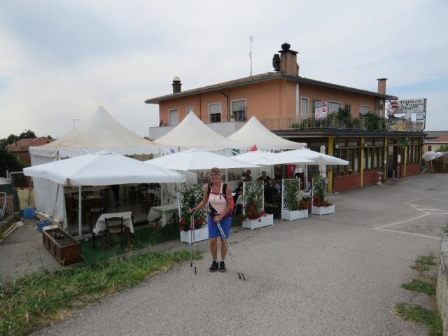 direkt am Wegesrand die Trattoria Ai Bagordi