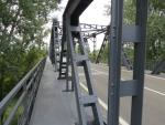 ...und wir überqueren kurz danach über eine schöne Eisenbrücke...
