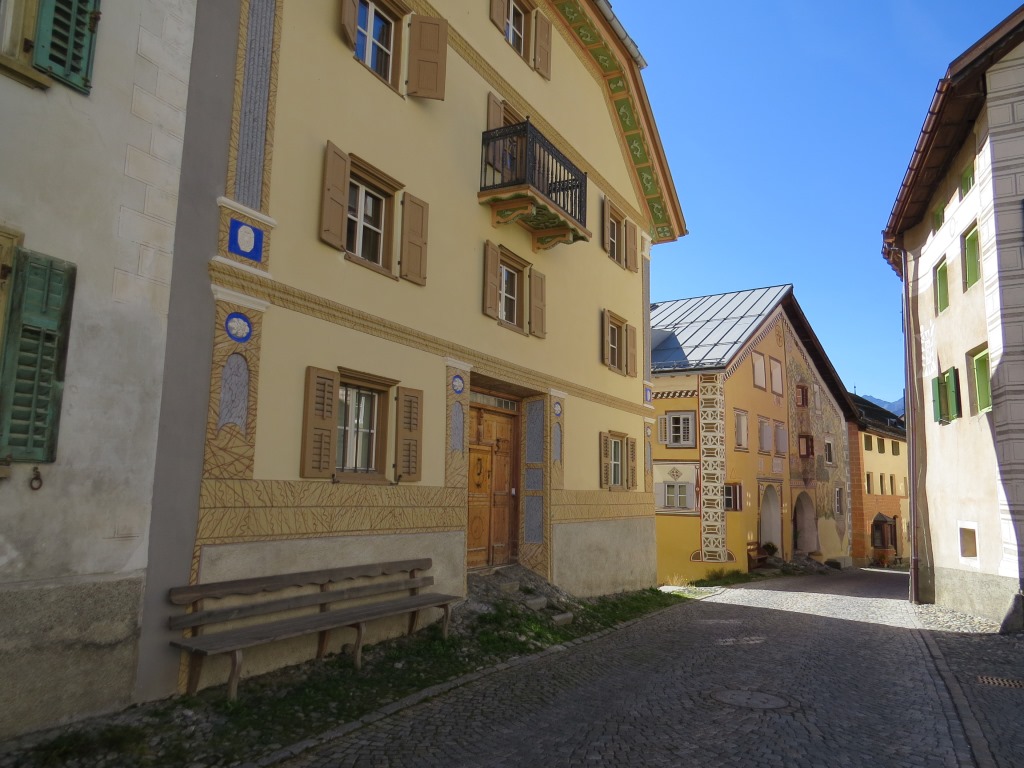 dieses Dorf steht dem berühmten Guarda kaum nach