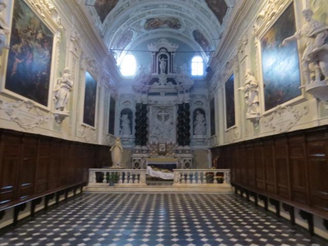 ...und besuchen den barocken Oratorio dei Neri 17.Jhr. Wir bewundern die Gemälde und die Statuen