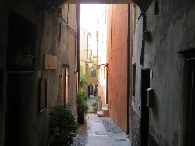 Cervo mit seiner historischen Altstadt...