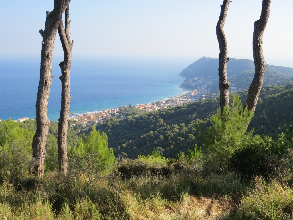 wir blicken zurück nach Laigueglia