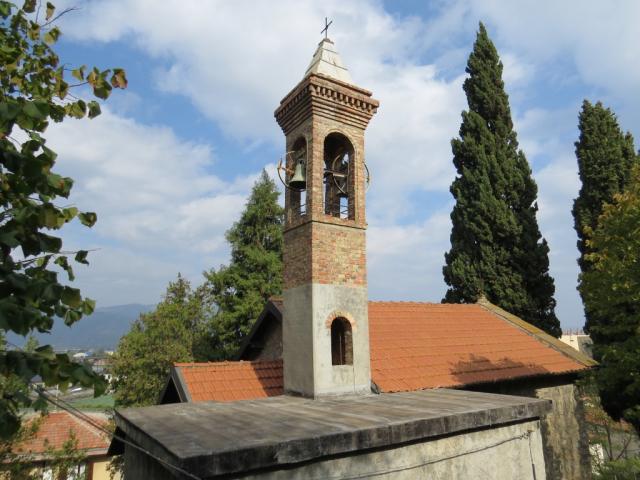 an der kleinen Kirche San Martino vorbei...