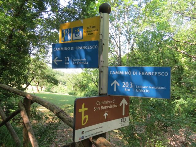 Teilabschnitt ausgelassen, da gleiche Wegführung, wie die Via Arcangelo Michele und Via di San Francesco