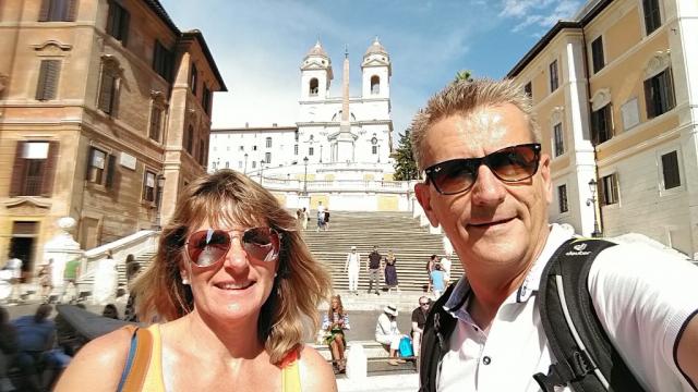 Erinnerungsfoto aufgenommen auf der Piazza di Spagna