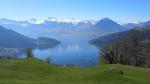 das Panorama ist atemberaubend schön. Wir blicken zum Brisen. Dort oben standen wir auch schon