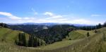 der aussichtsreiche Höhenweg zur Lüderenalp ist eine der schönsten Wanderungen im Emmental