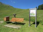 hier beginnt der Flurinaweg der zur Bergstation Motta Naluns führt