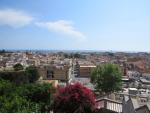 von der Altstadt hat man eine sehr schöne Aussicht auf Terracina und auf das Meer